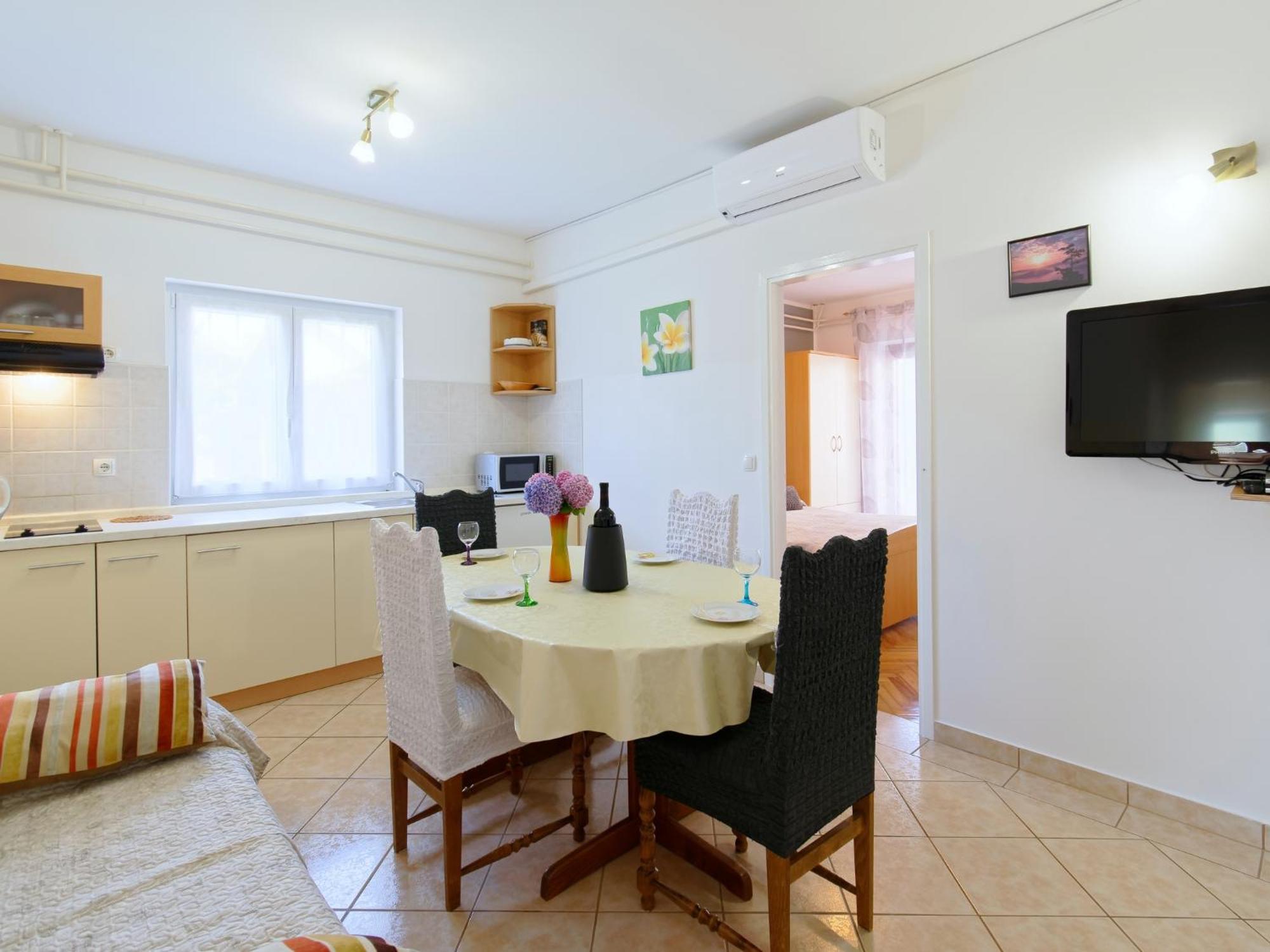 Apartments Marta By Rent Istria Новиград Екстериор снимка